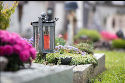 Understand the Difference Between Catholic and Buddhist Funerals